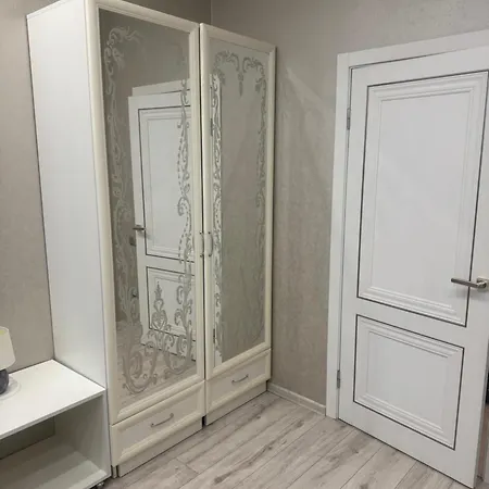 Apartment 2-комнатная новосельского